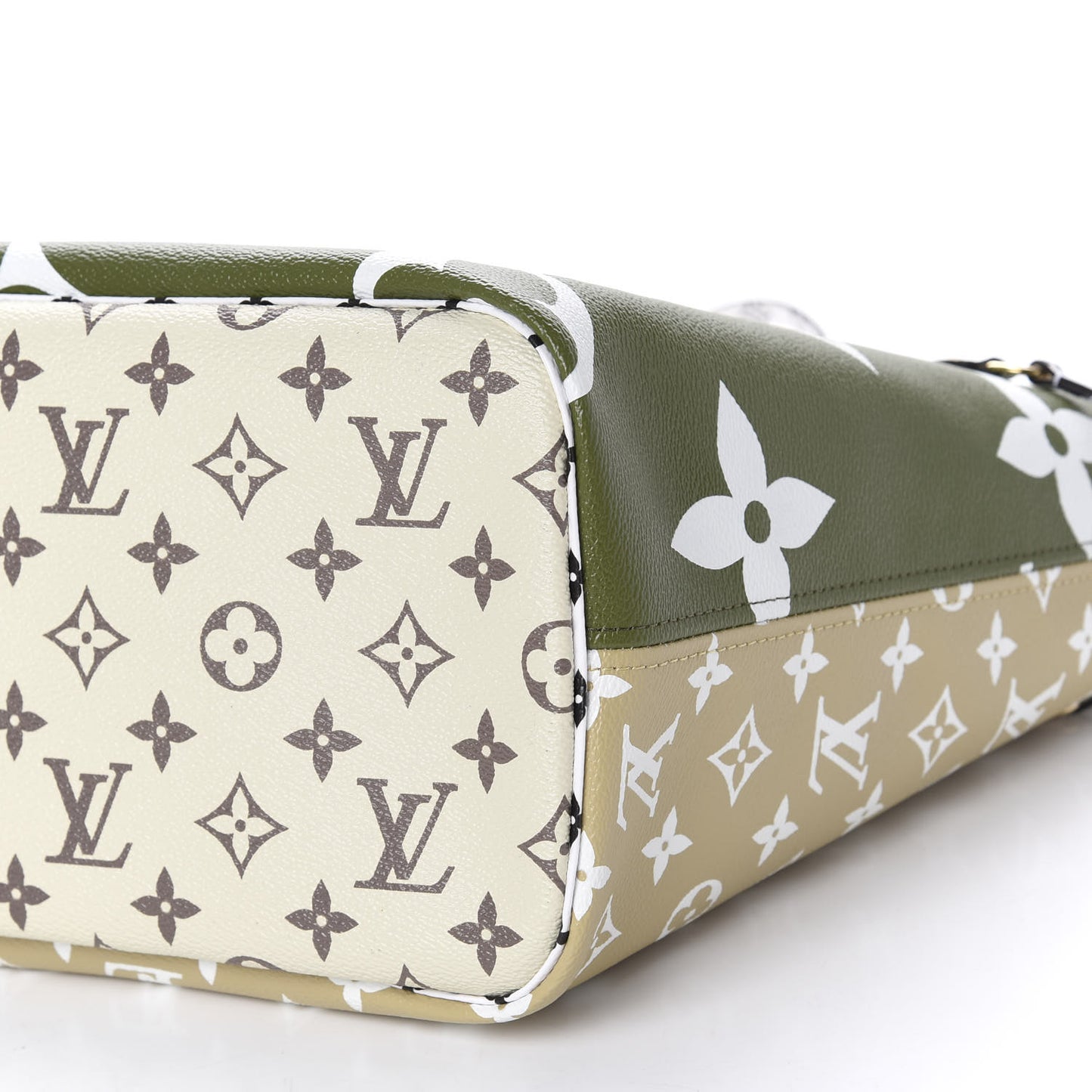 Monogram Giant Neverfull MM Kaki