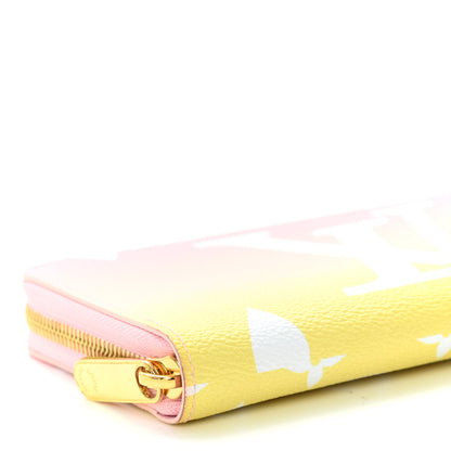 Louis Vuitton Monogram Giant By The Pool Zippy Wallet Light Pink 8 of 9