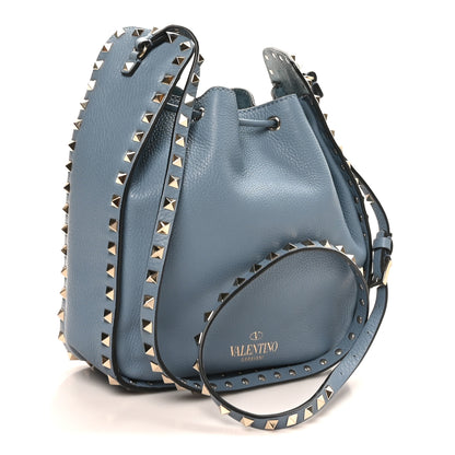 Valentino Garavani Grained Calfskin Rockstud Bucket Bag Amadeus 3 of 9