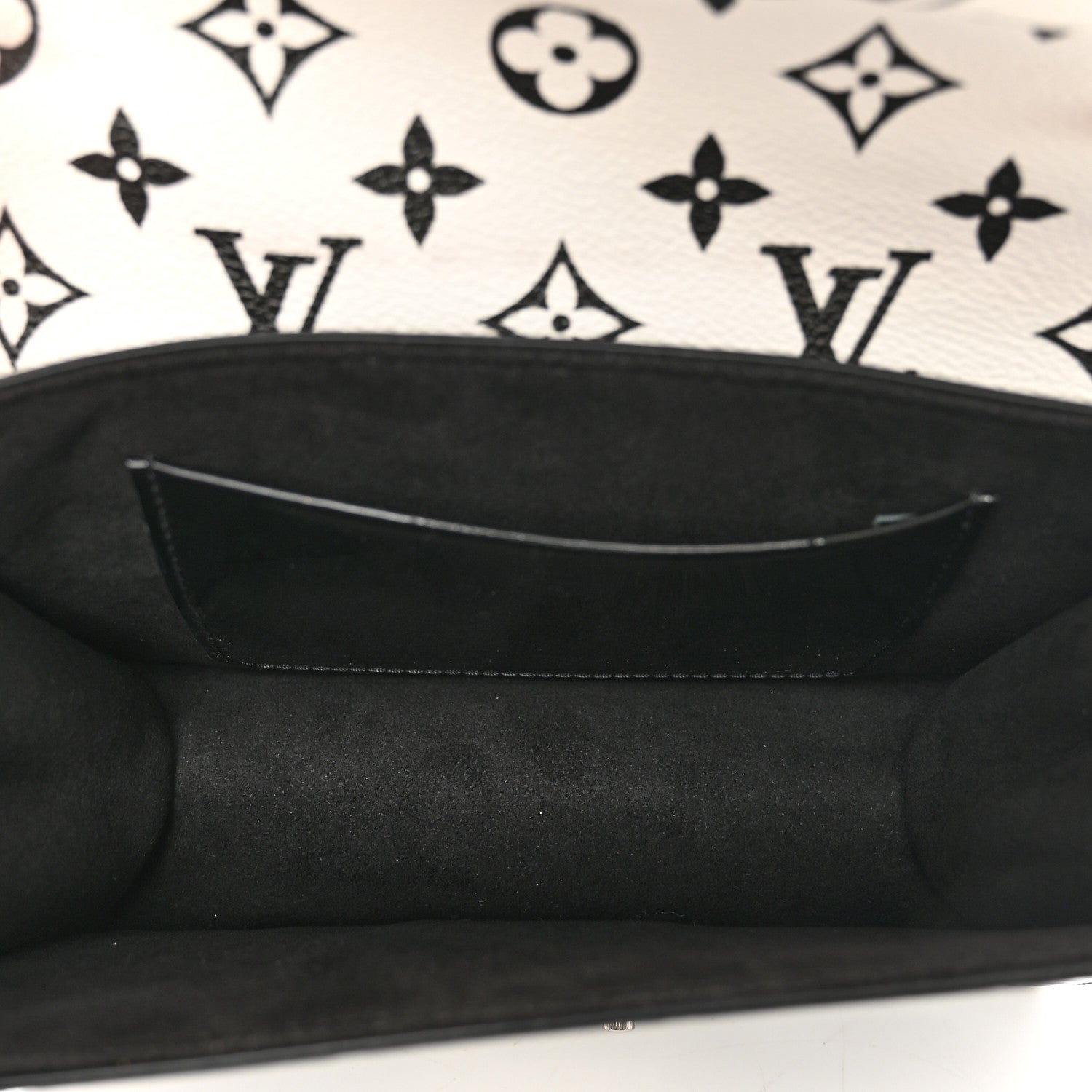 Louis Vuitton Vernis Epi Monogram Wynwood Black White 6 of 9