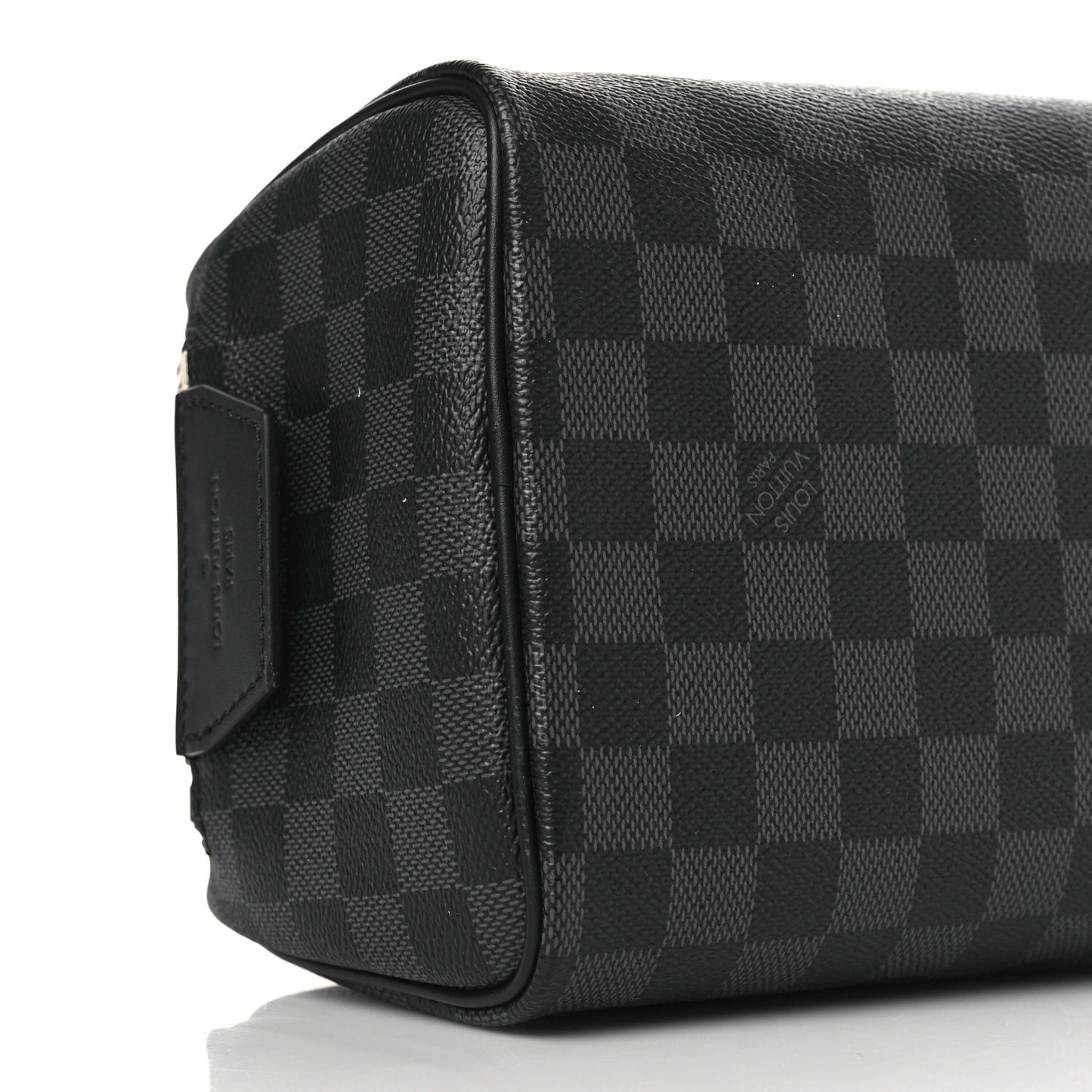 Damier Graphite Dopp Kit Toilet Pouch