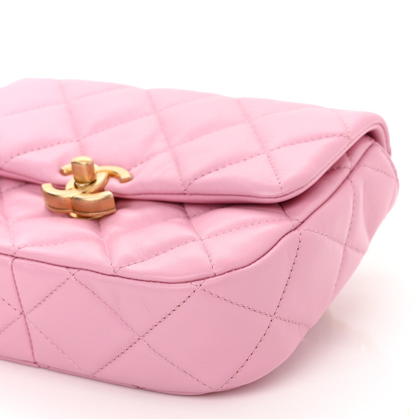 Lambskin Quilted Mini Lacquered Chain Flap Pink