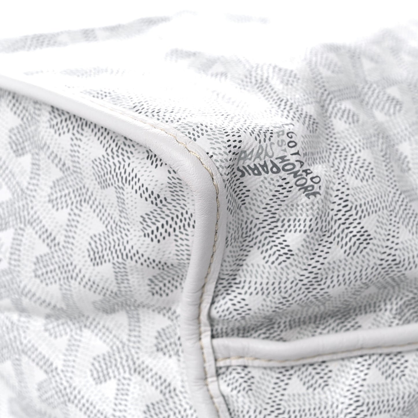 Goyardine Reversible Anjou PM White
