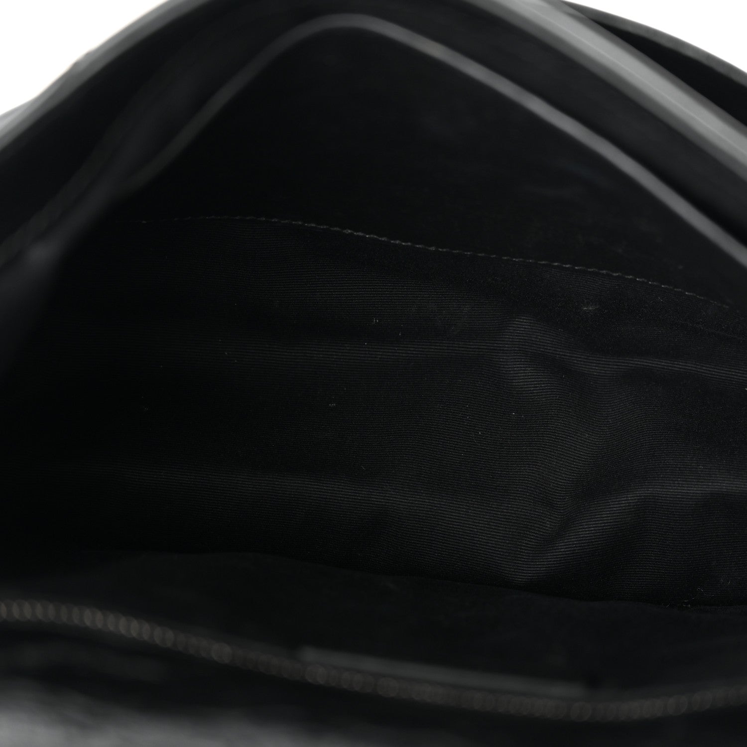 Saint Laurent Crinkled Calfskin Matelasse Monogram Medium Niki Chain Satchel Black Black 12 of 12