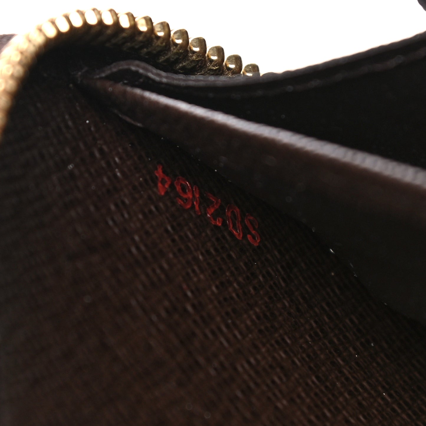 Damier Ebene Zippy Wallet