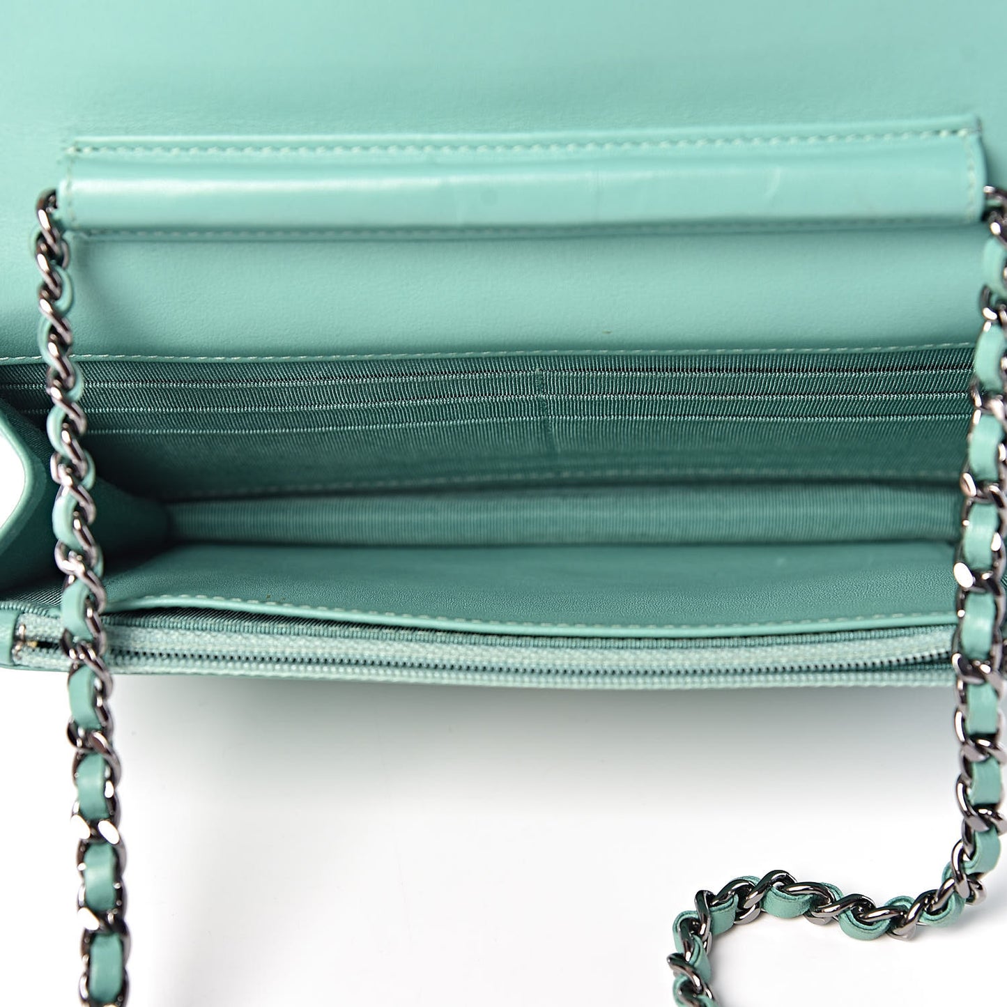 Patent Quilted Wallet On Chain WOC Green