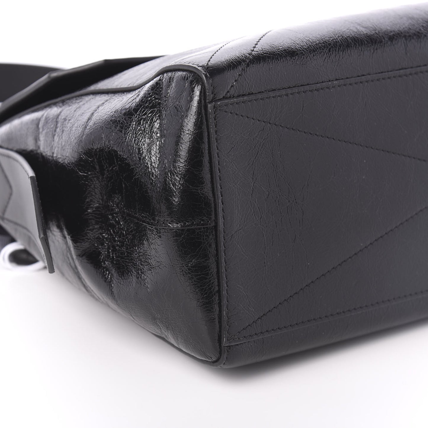 Creased Patent Calfskin Medium ID Flap Black