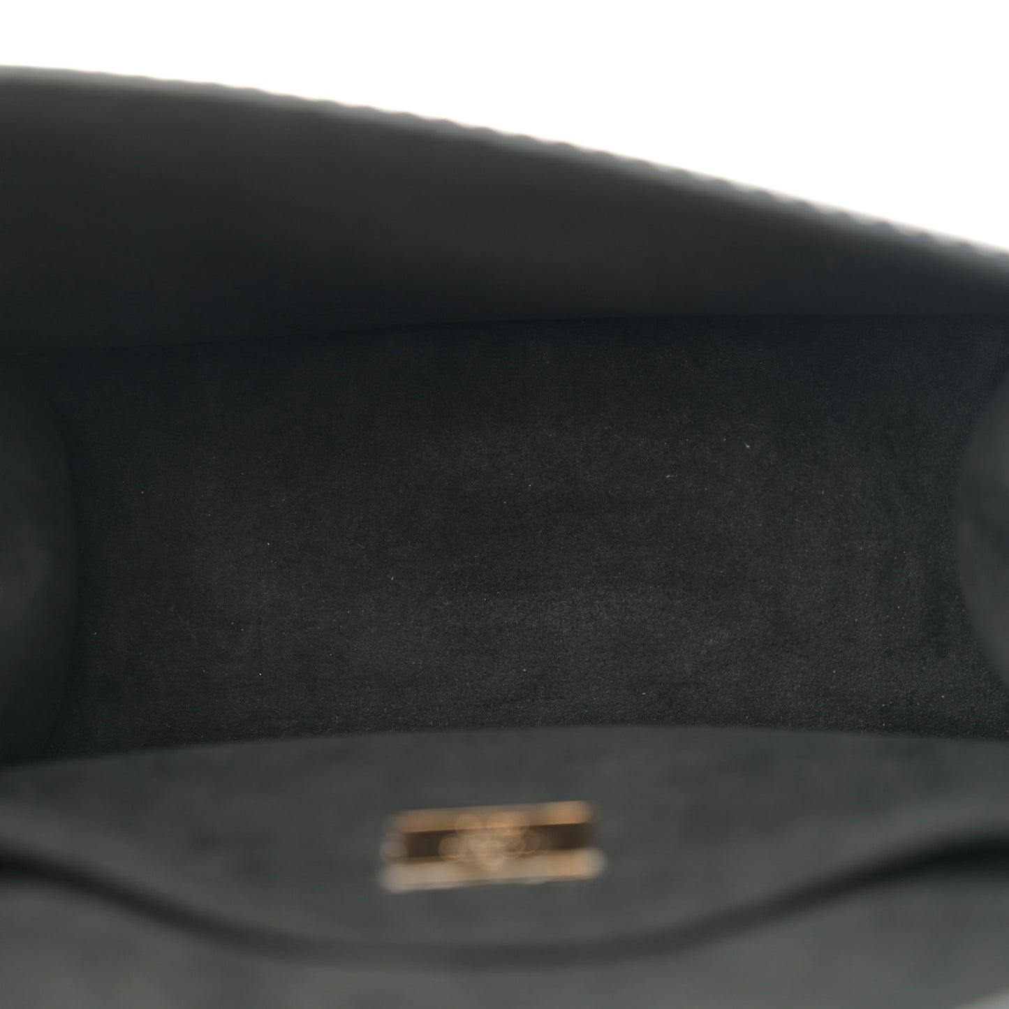 Vernis Epi Monogram Spring Street Black