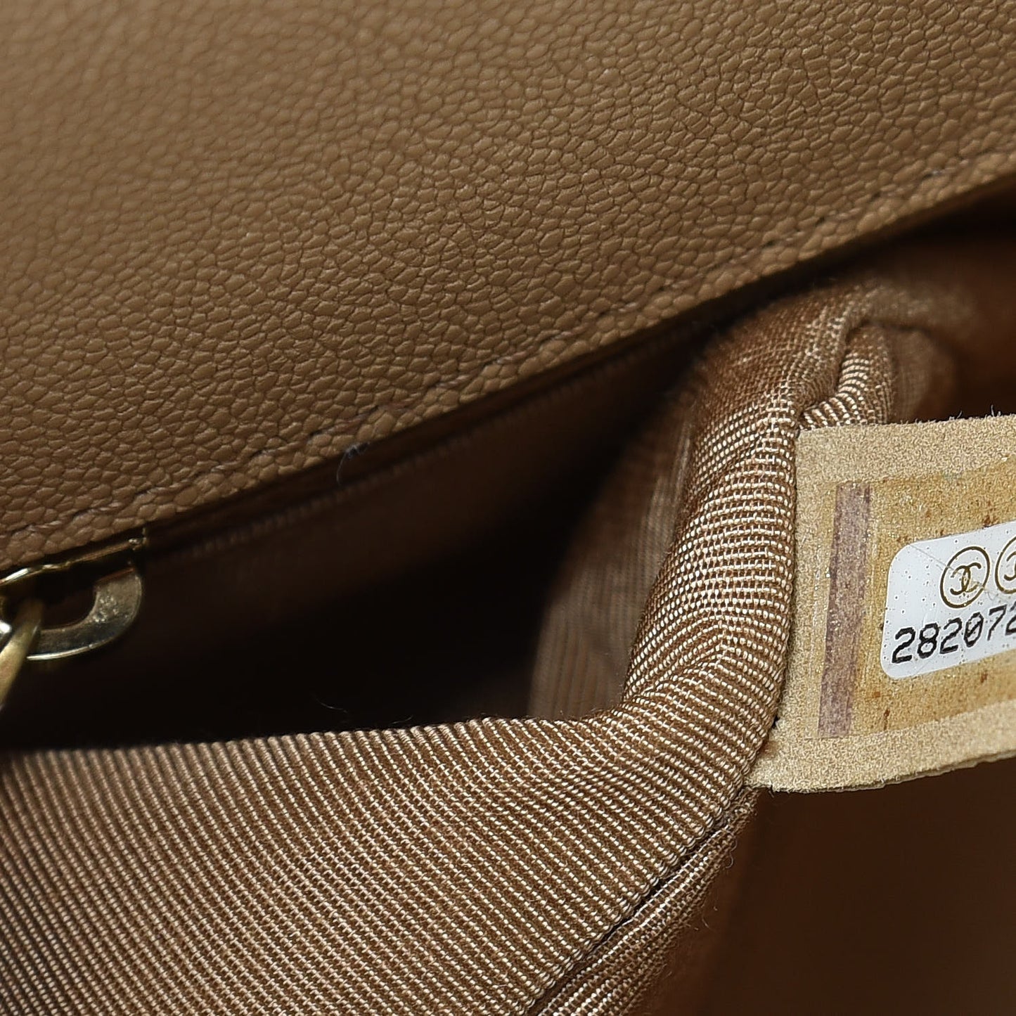 Caviar Quilted New Medium Boy Flap Beige