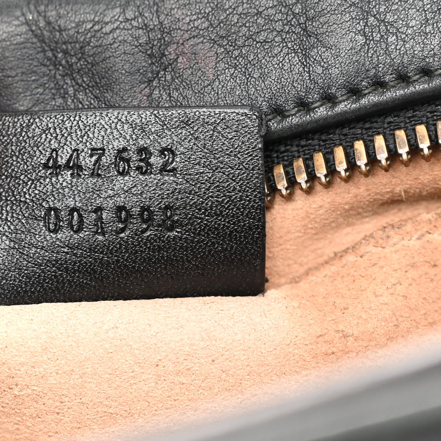 Calfskin Matelasse Small GG Marmont Chain Shoulder Bag Black