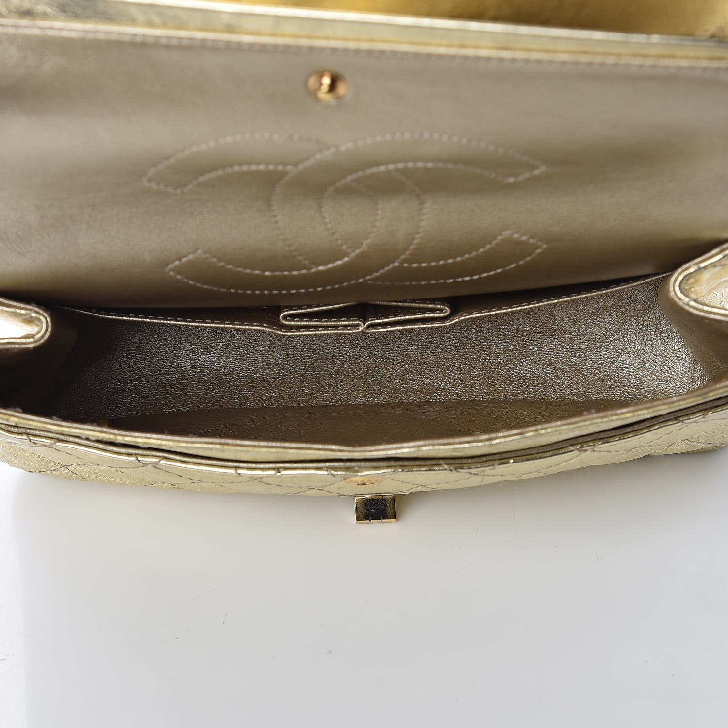 Chanel Metallic Aged Calfskin Quilted 2.55 Reissue 225 Flap Gold 8 of 14