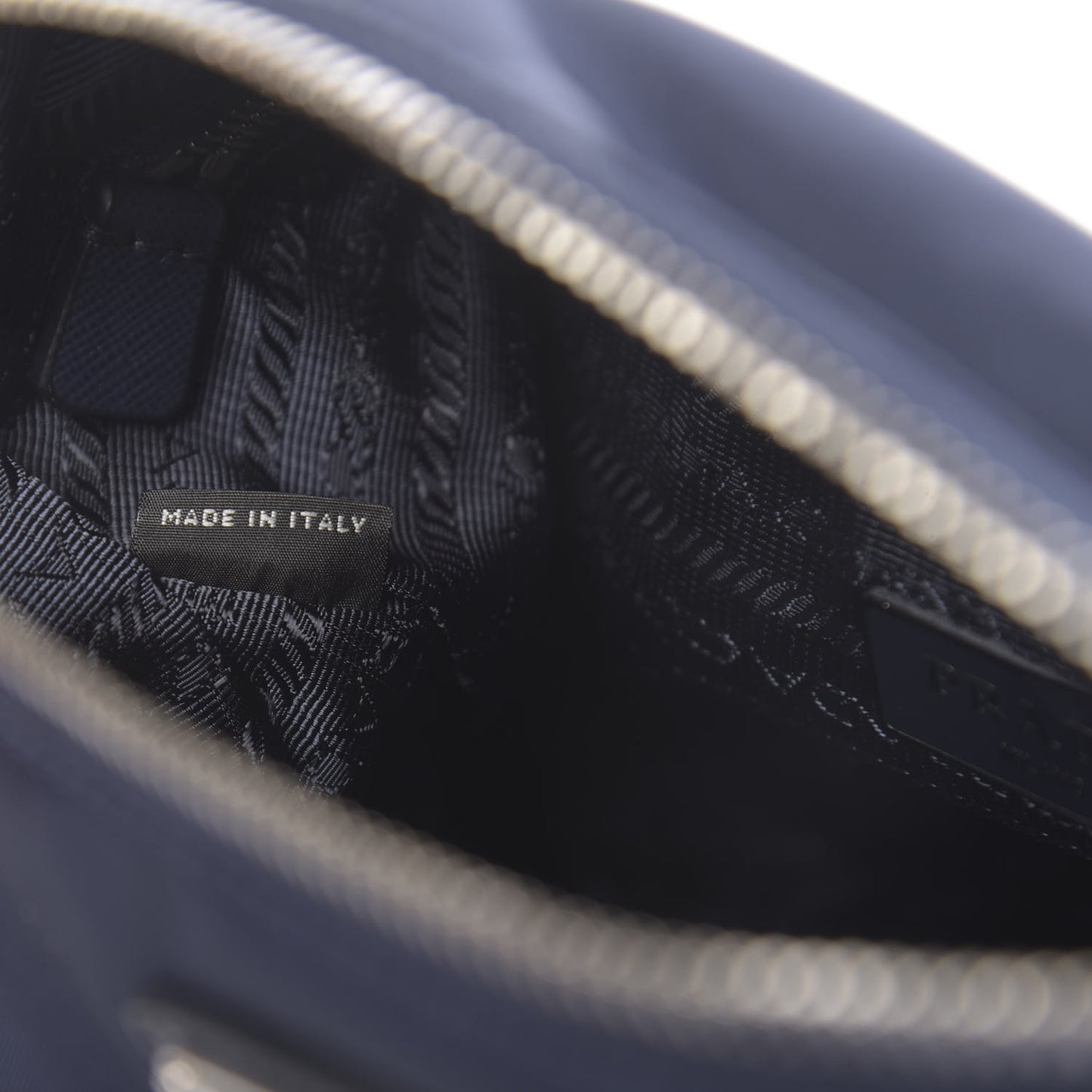 Tessuto Nylon Saffiano Flat Messenger Bag Baltico