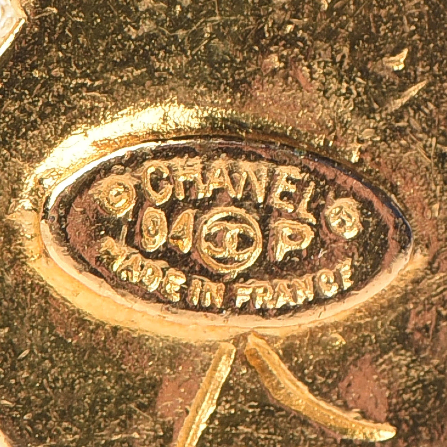 Chanel CC Cross Brooch Gold 4 of 5