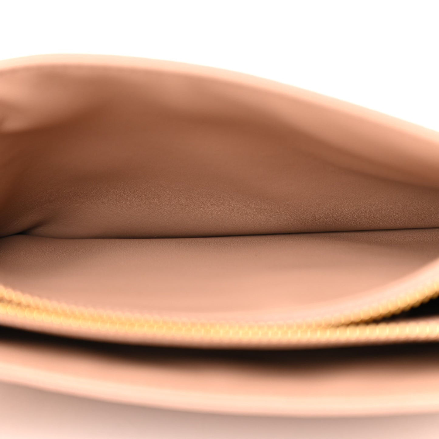 Calfskin Cannage Caro Zipped Pouch With Chain Fard
