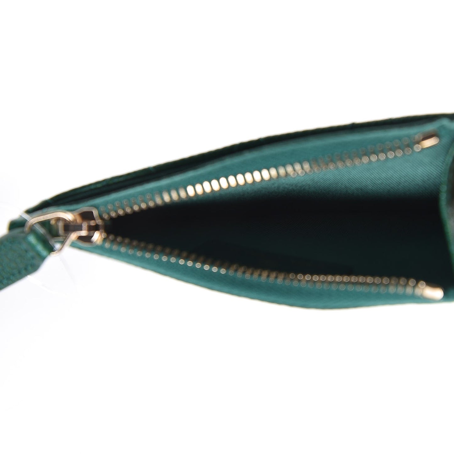 Metallic Caviar Quilted CC Zip Card Holder Green