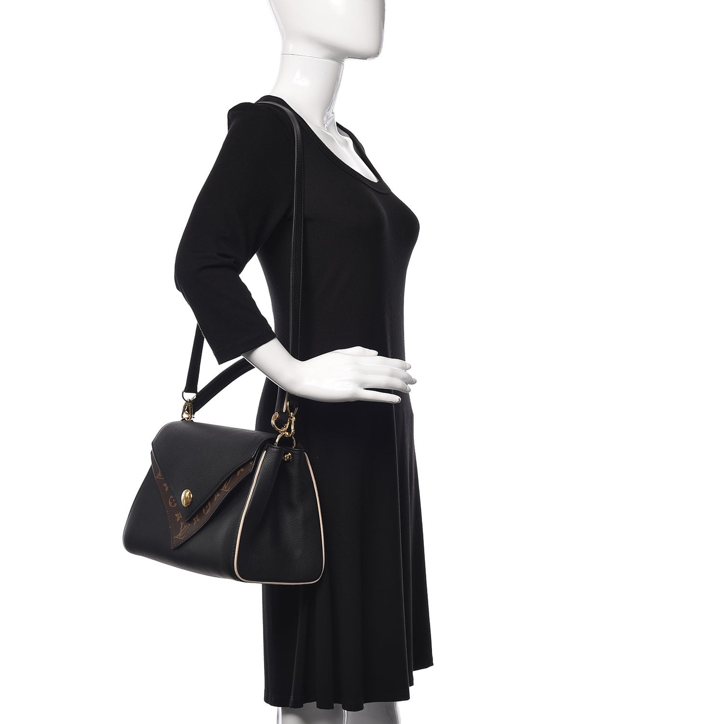 Monogram Double V Black