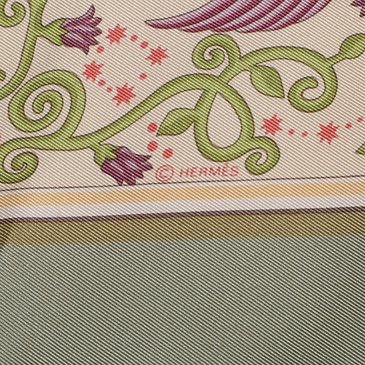 Silk www.hermes.com Scarf 90