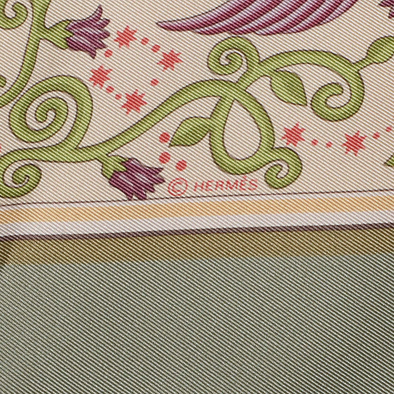 Hermes Silk www.hermes.com Scarf 90 4 of 5