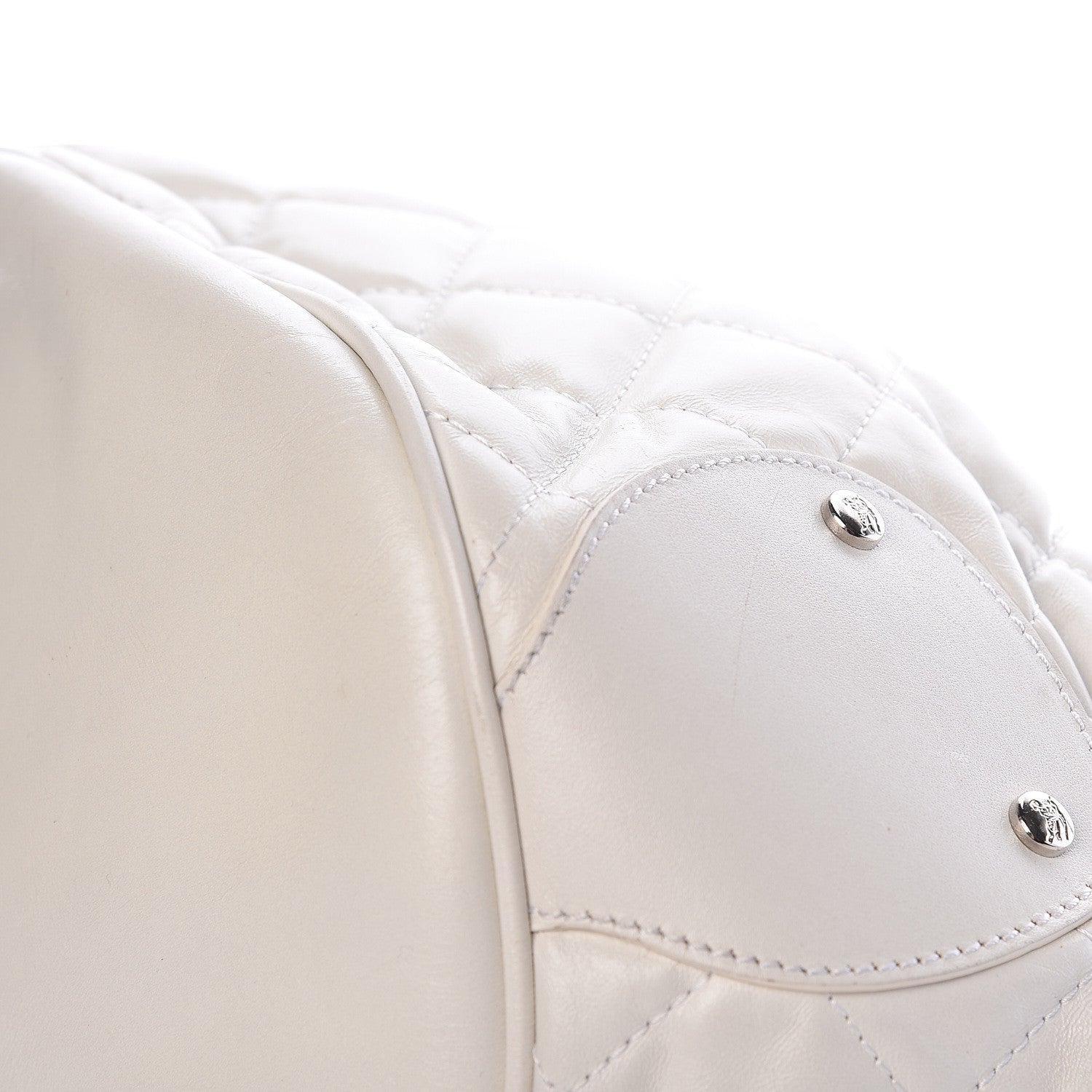 Burberry Calfskin Quilted Bucket Shoulder Bag White 10 of 20