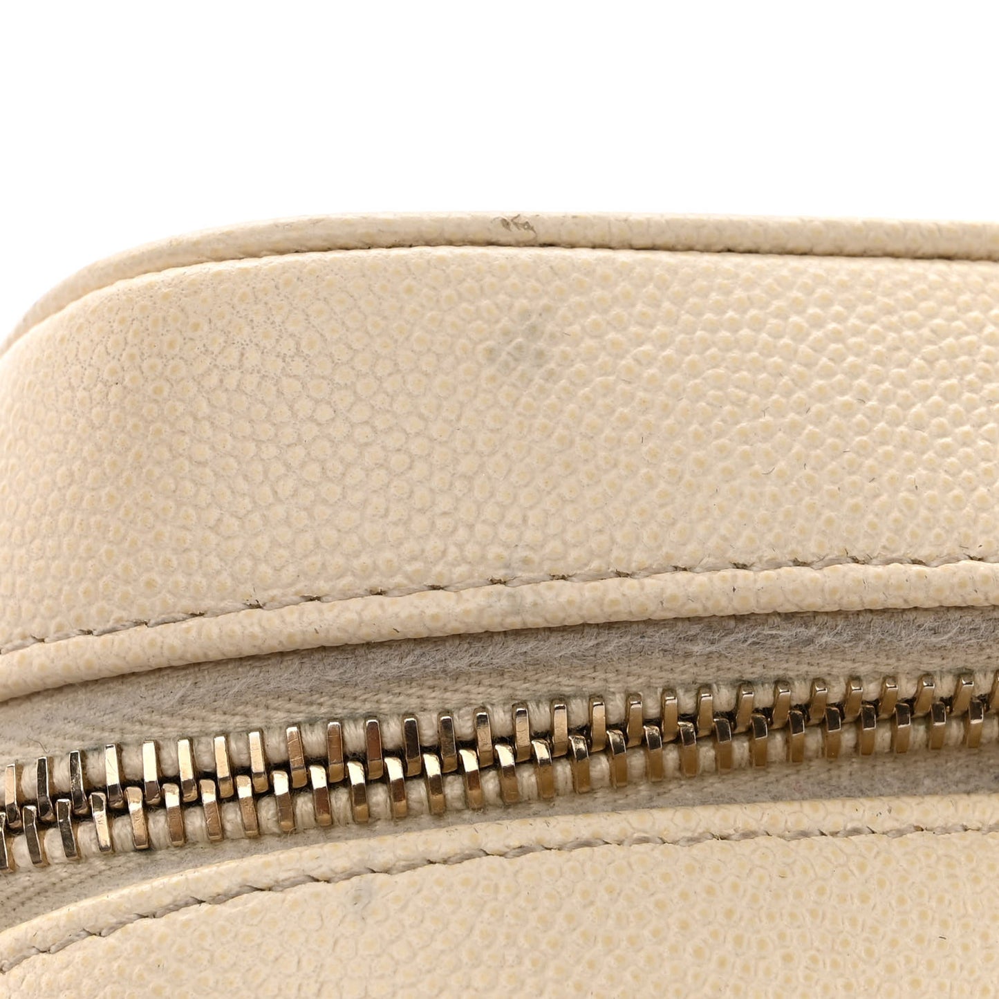 Caviar Quilted Small In & Out Camera Case White