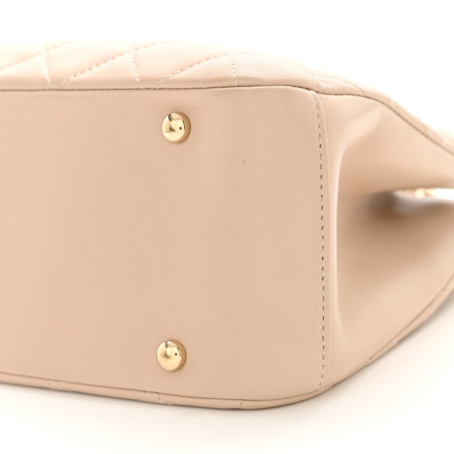 Lambskin Carry Chic Shopping Tote Beige