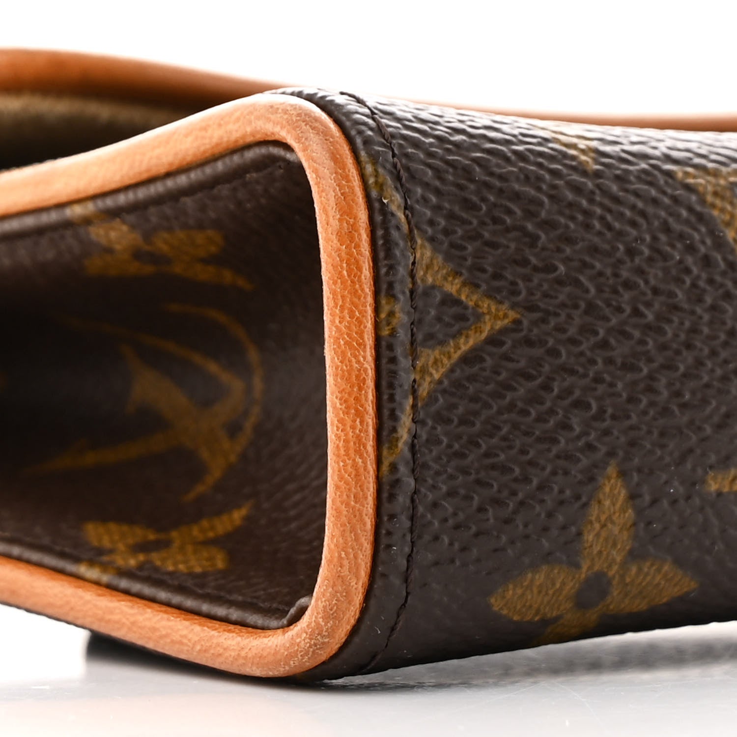 Louis Vuitton Monogram Pochette Florentine M 8 of 9