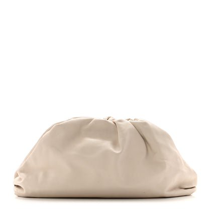 Bottega Veneta Smooth Butter Calf The Pouch Oversized Clutch Plaster 1 of 12