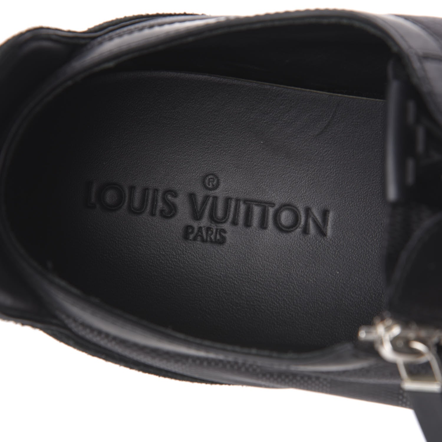 Louis Vuitton Damier Graphite Calfskin Suede Mens Aventure Sneakers 9.5 9 of 13