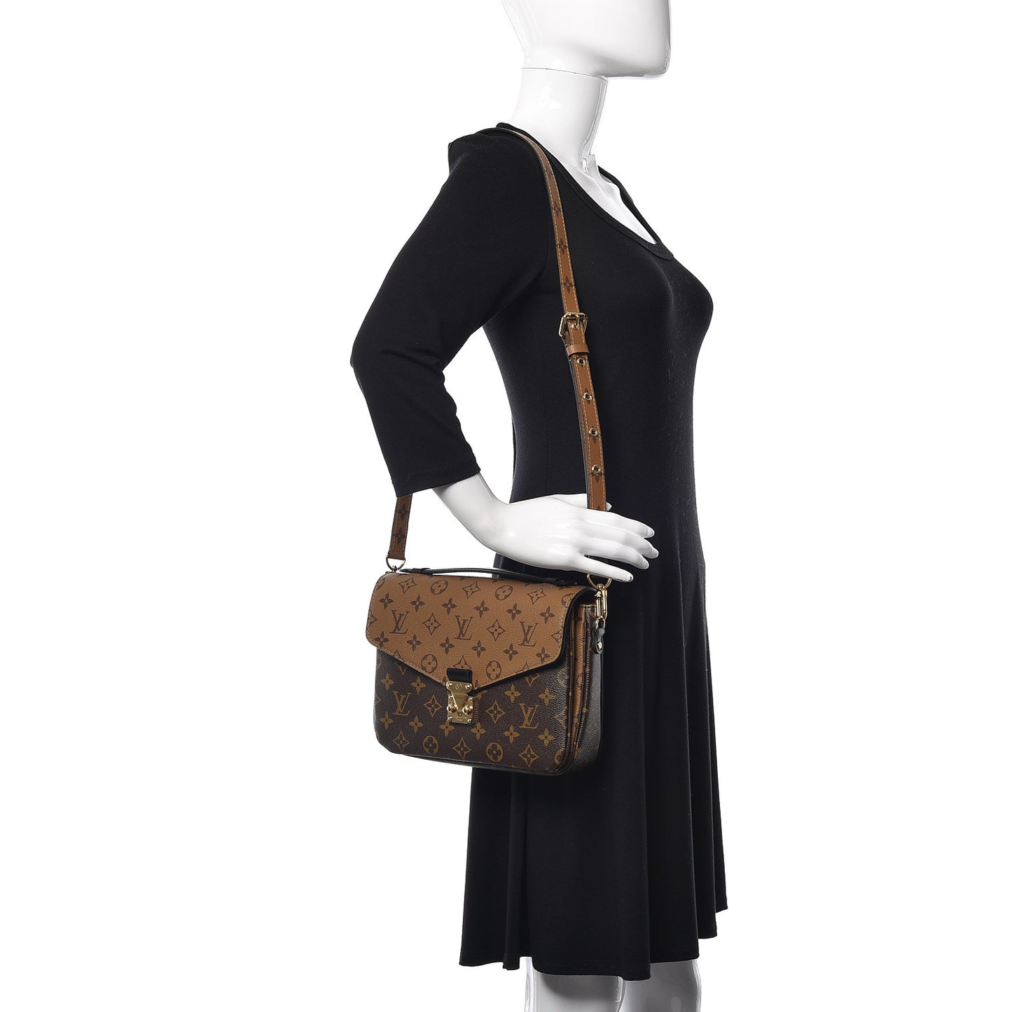 Reverse Monogram Pochette Metis