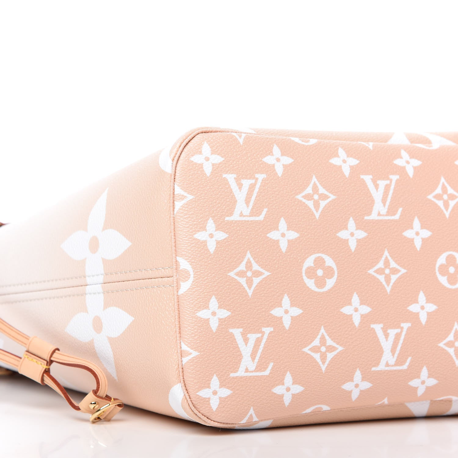 Louis Vuitton Monogram Giant By The Pool Neverfull MM Brume 6 of 8