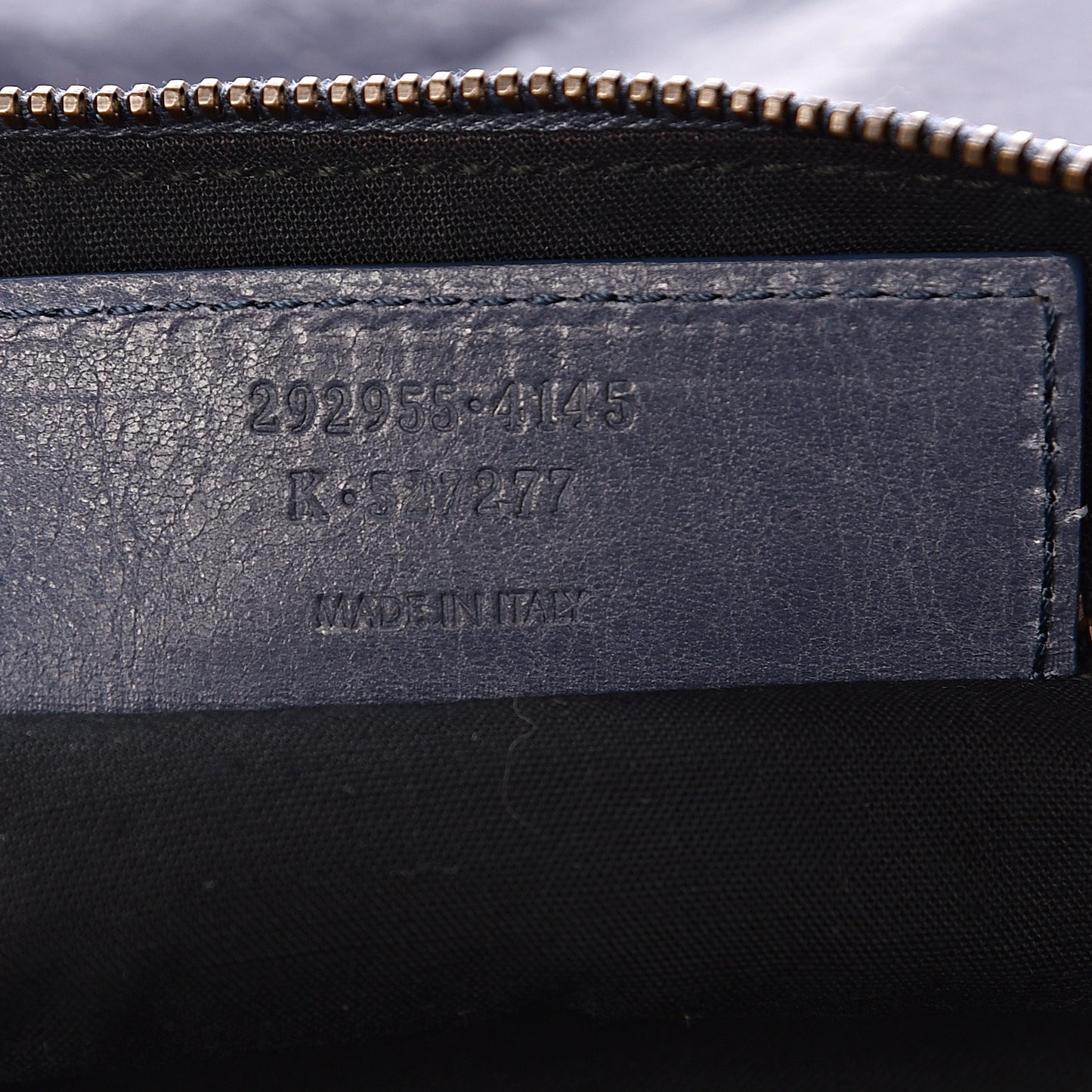 Agneau Classic Hardware Flat Handle Clutch Jacynthe