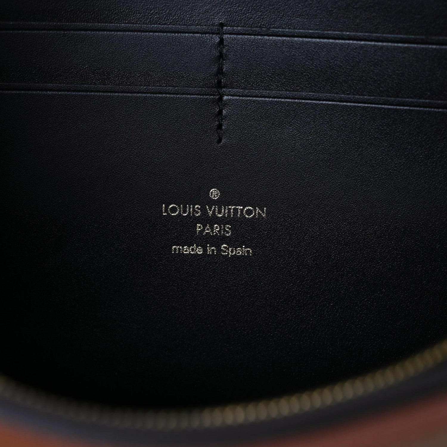 Louis Vuitton Reverse Monogram Dauphine Bumbag 7 of 10