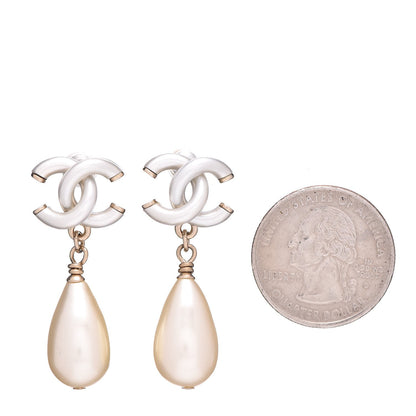 Chanel Pearl CC Drop Earrings Pearly White 2 of 5