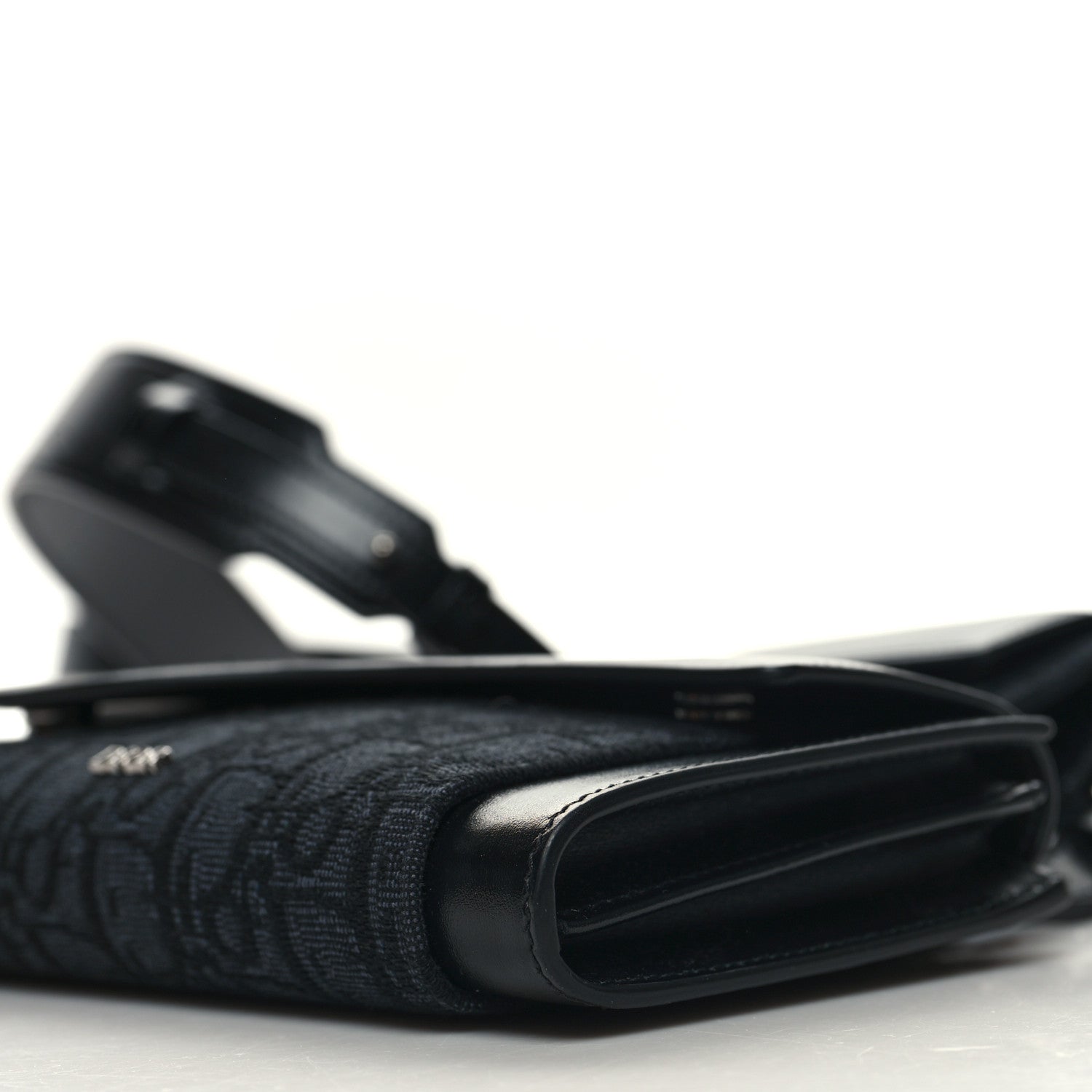 Christian Dior Oblique Smooth Calfskin Elite Shoulder Pouch Black 12 of 12