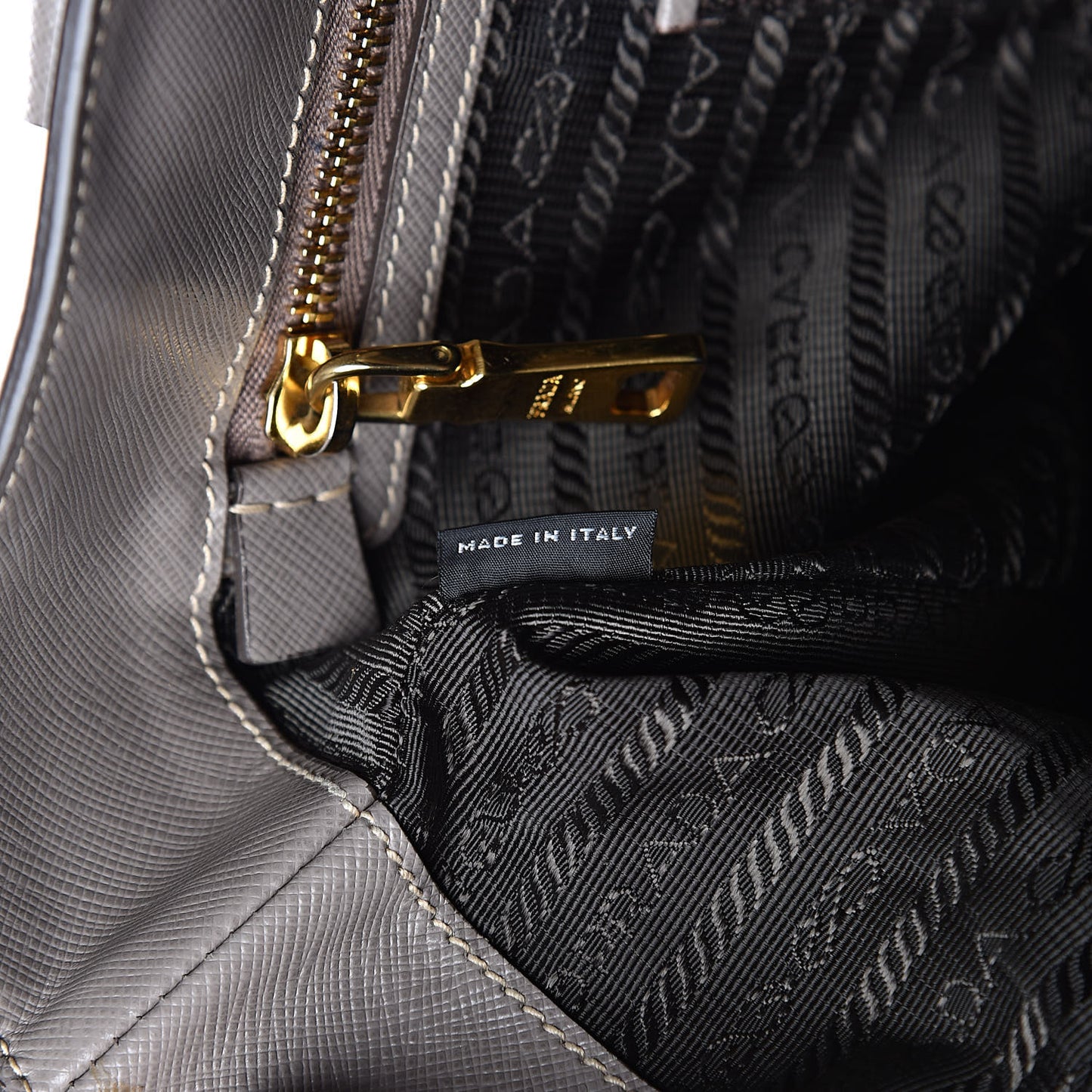 Saffiano Lux Large Tote Argilla