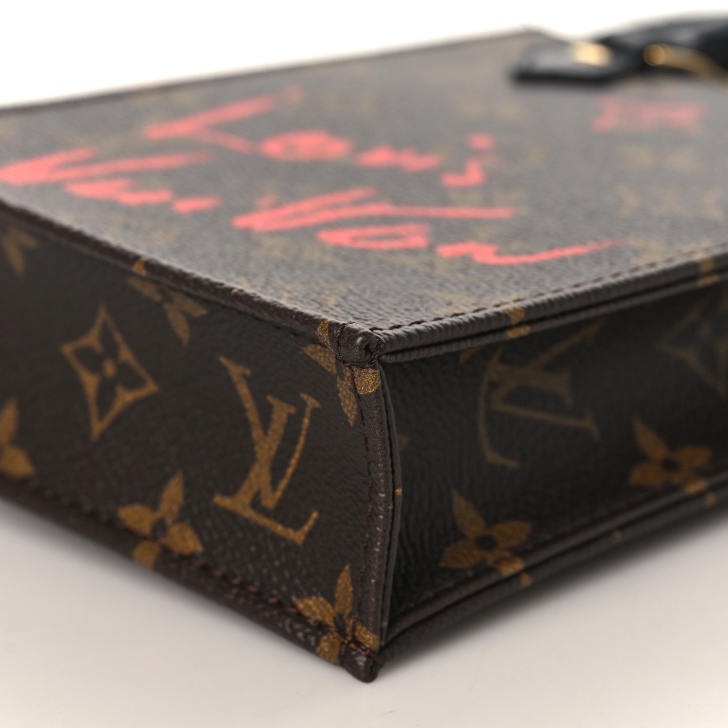 Louis Vuitton Monogram Fall In Love Petit Sac Plat 8 of 8