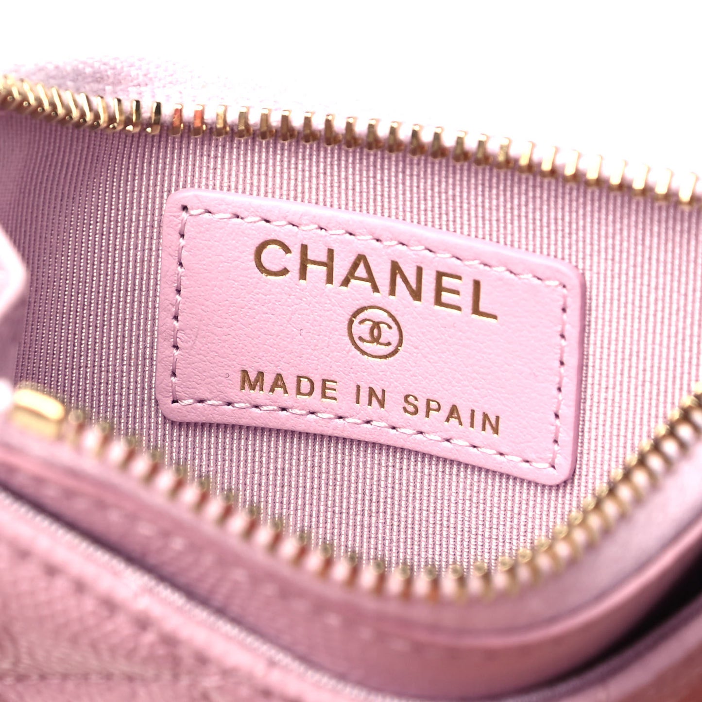 Caviar Quilted CC Zip Card Holder Light Pink