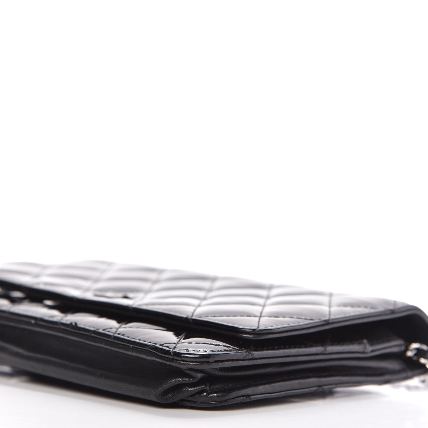 Patent Quilted Wallet On Chain WOC Black