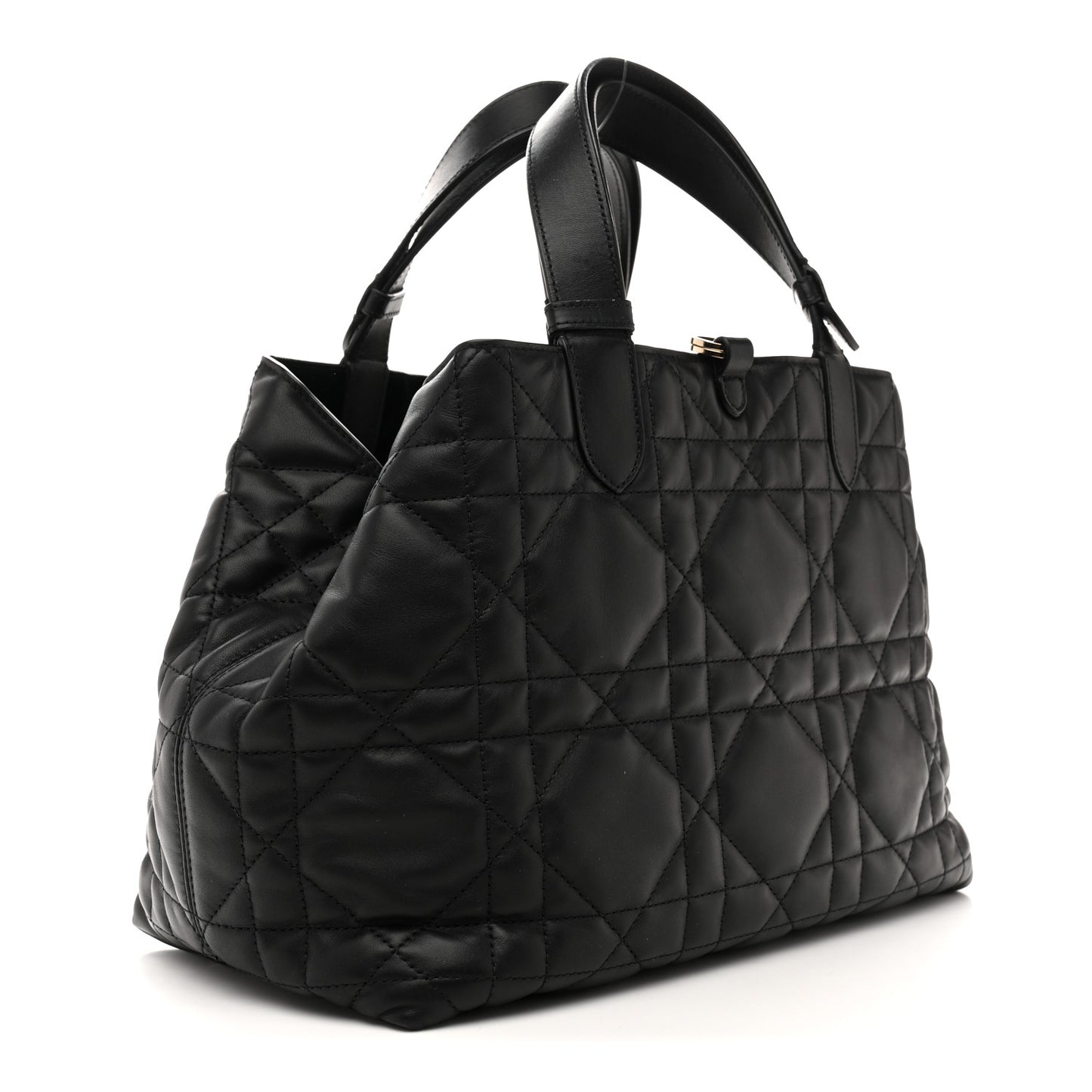 Calfskin Macrocannage Medium Toujours Black
