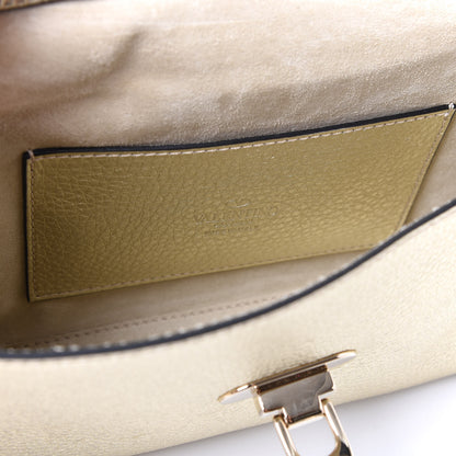 Valentino Garavani Metallic Pebbled Calfskin Medium Rockstud Flip Lock Crossbody Bag Platino 7 of 8