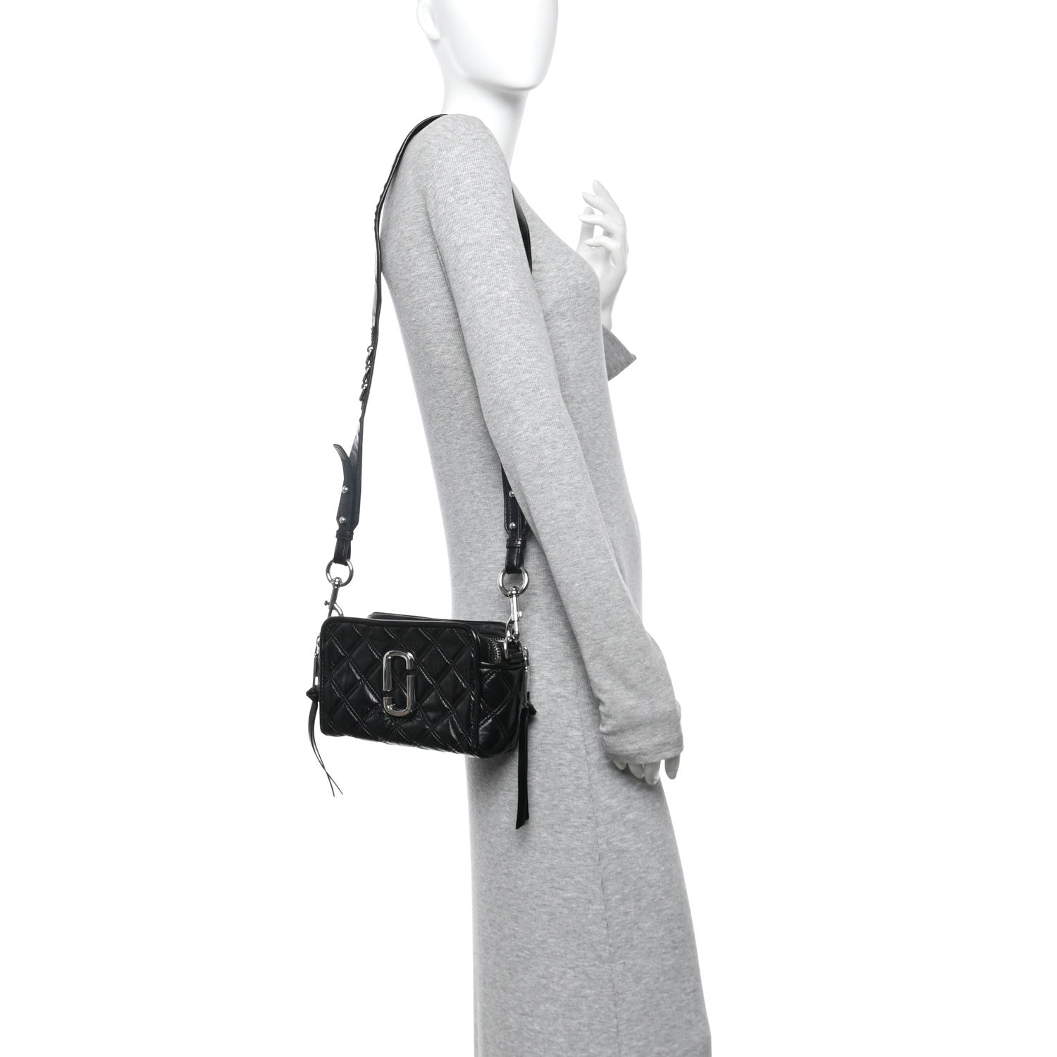 バッグ MARC JACOBS THE SOFTSHOT THE 21 Marc Jacobs Natural Grain Calfskin Quilted The Softshot 21 Bag
