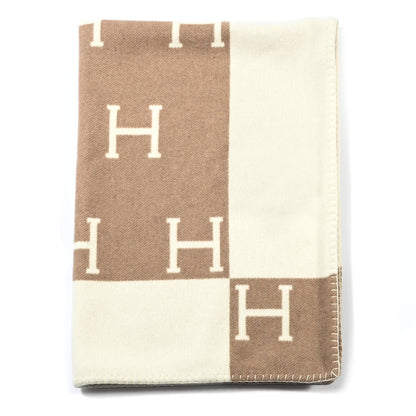 Hermes Wool Cashmere Avalon Baby Blanket Noisette Moyen White 1 of 3