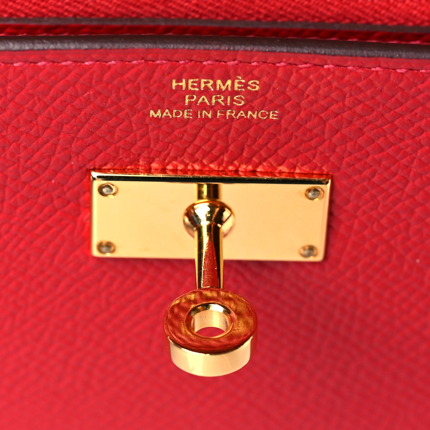 Epsom Kelly Wallet To Go Rouge Casaque