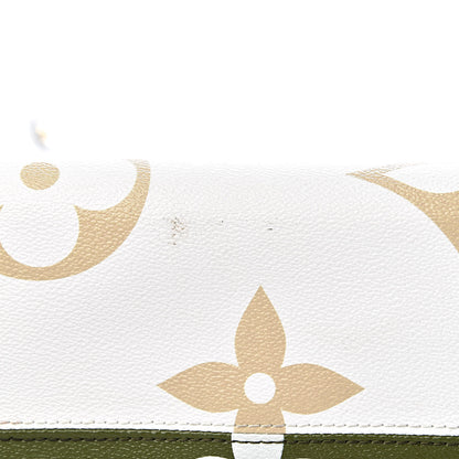Louis Vuitton Monogram Giant Onthego GM Kaki Beige 11 of 16
