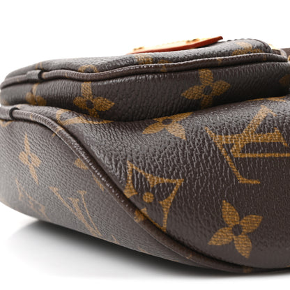 Louis Vuitton Monogram Mini Bumbag 8 of 9
