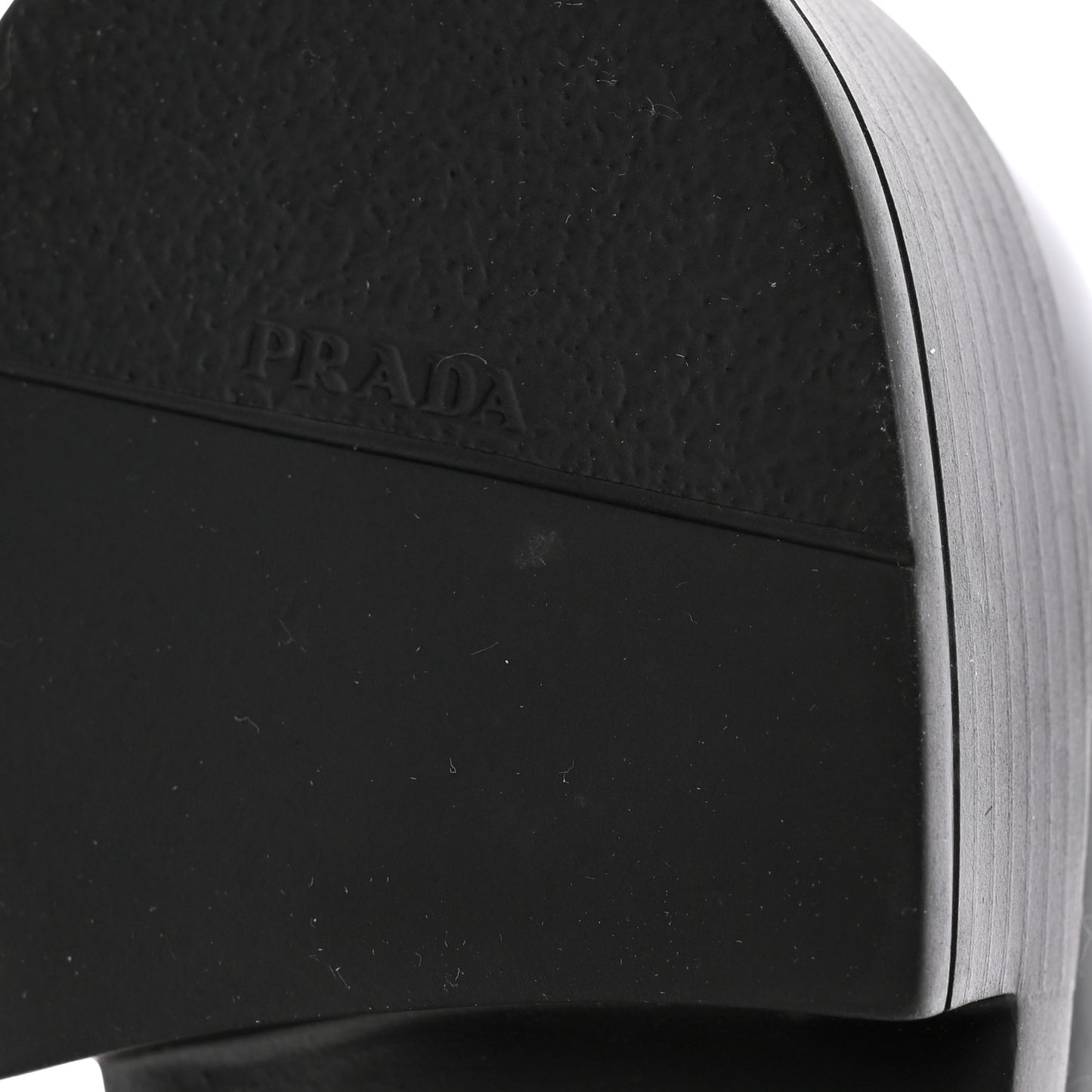 Spazzolato Metal Triangle Logo 50mm Loafers 39.5 Black