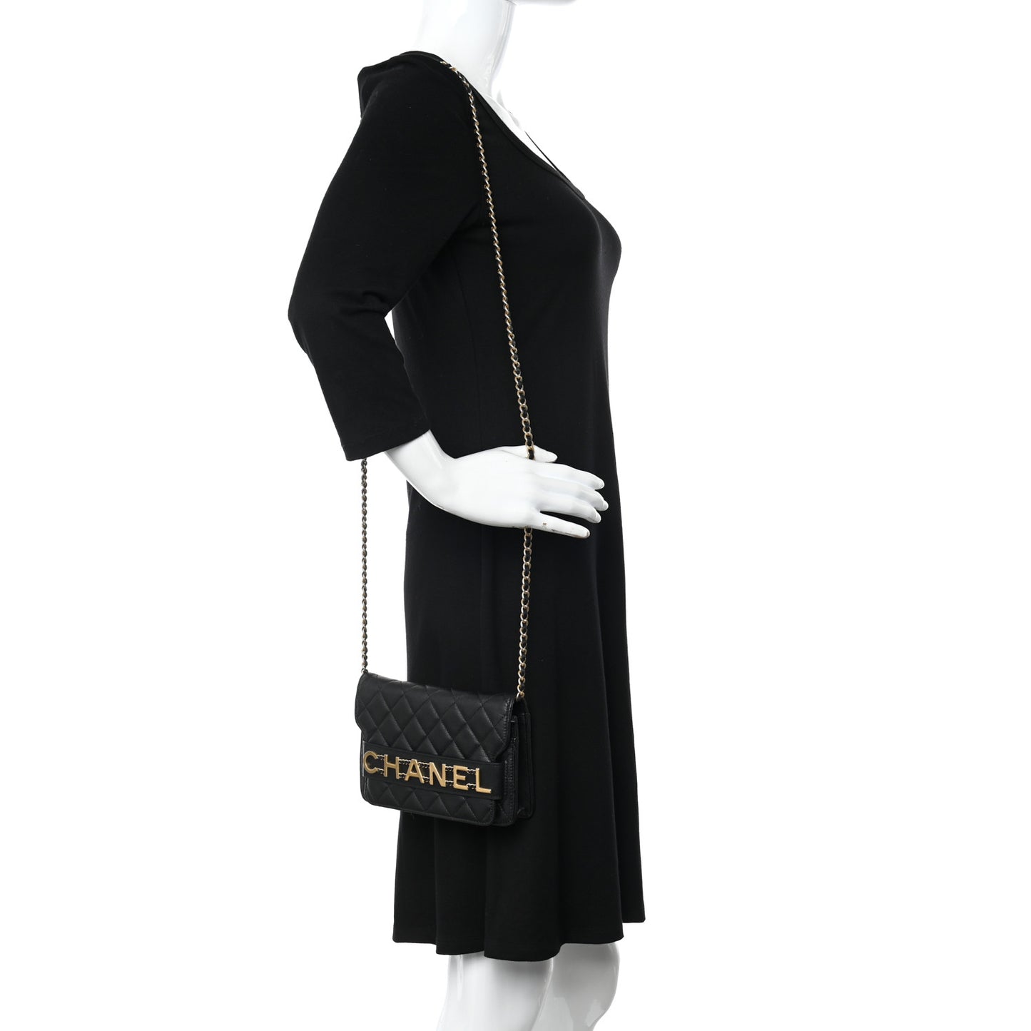 Calfskin Quilted Small Enchained Flap Black