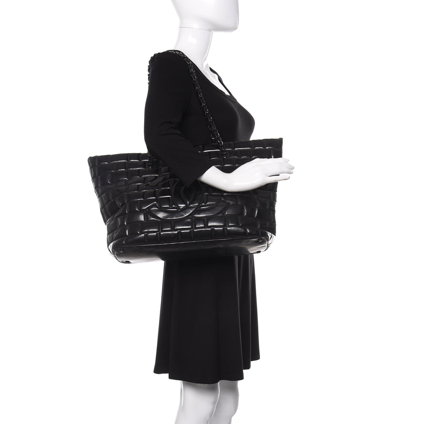 Vinyl Quilted Frozen Shopping Tote Black
