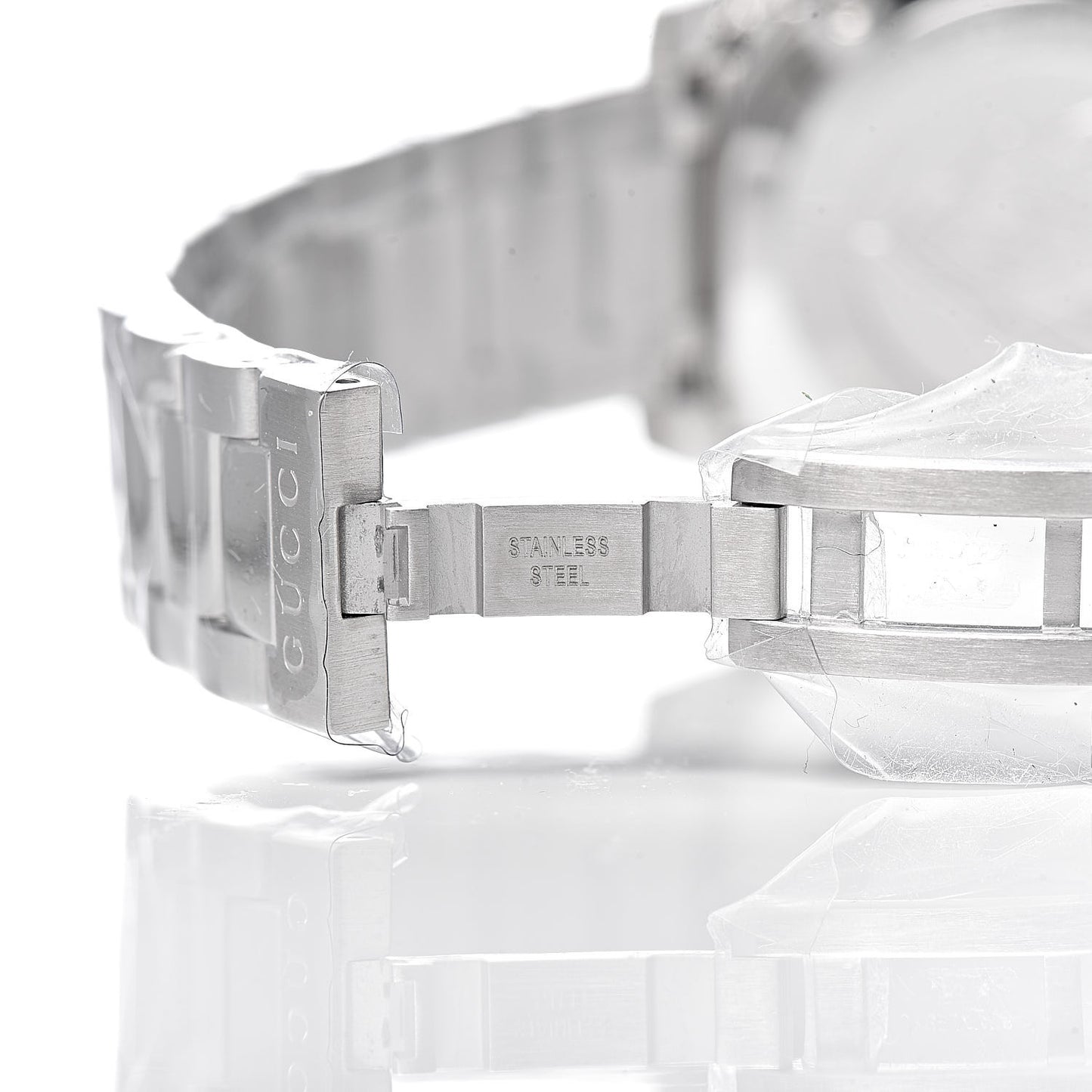 Stainless Steel 32mm Dive Quartz Watch White