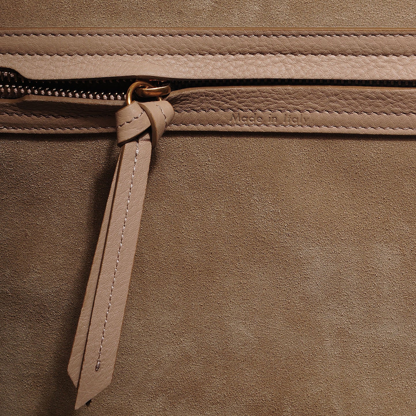 Supple Calfskin Medium Phantom Luggage Taupe